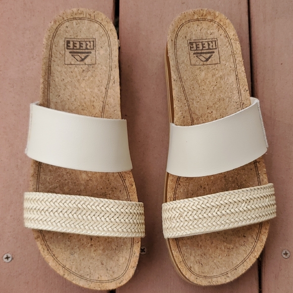 Reef Women's White and Tan Slide Sandals - Picture 2 of 6